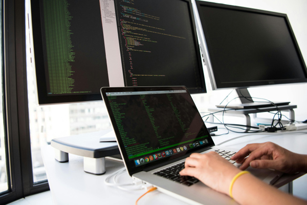 辛芷蕾再獲國(guó)際表演類大獎(jiǎng)提名:西鳳酒
