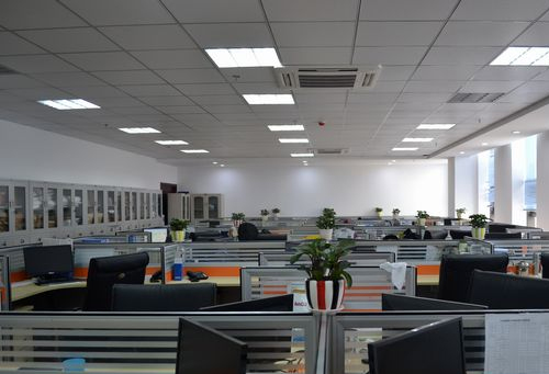 美司法部史上最大規(guī)模沒(méi)收！柬埔寨電詐網(wǎng)絡(luò)近13萬(wàn)枚比特幣被查獲，價(jià)值150億美元:西鳳酒
