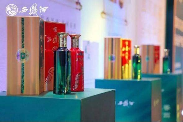 豈曰無衣<strong></p>
<p>西鳳酒
</strong>，西鳳酒的廠商同袍:西鳳酒
