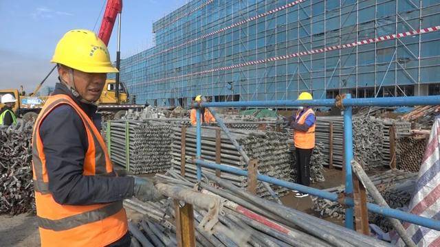 搶抓晴好天氣 加快工程建設——寶雞市鳳翔區(qū)西鳳酒城項目再掀高潮:西鳳酒