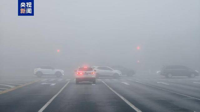 寧夏發(fā)布多條大霧橙色預(yù)警 部分高速路段實施交通管制:西鳳酒