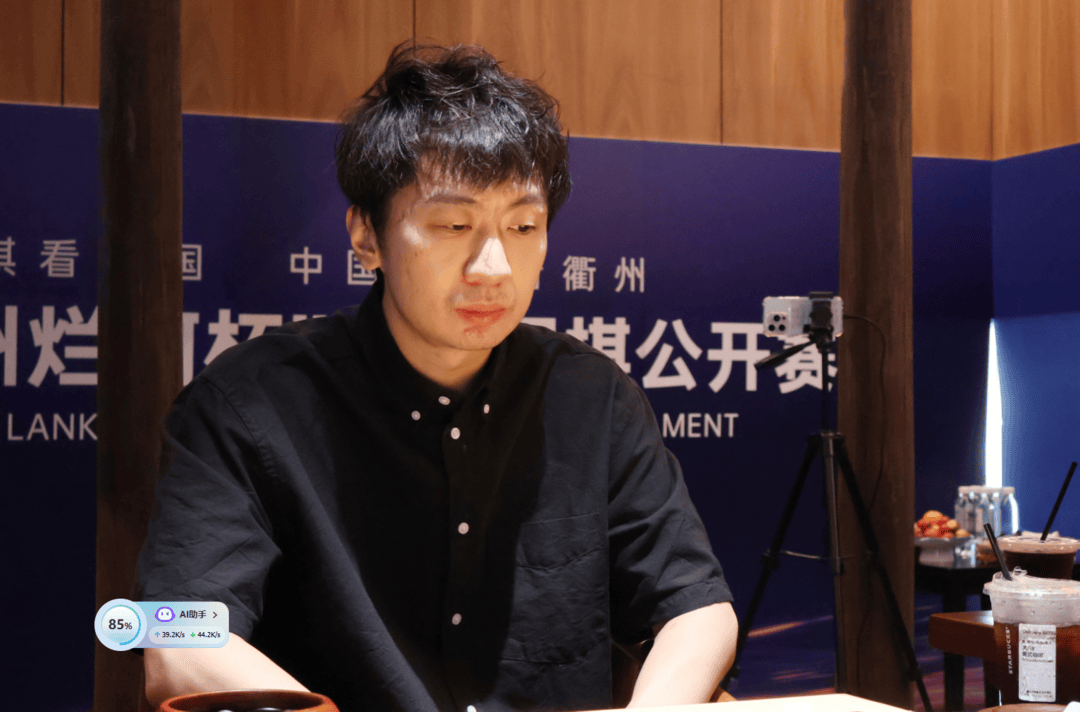 成都棋手黨毅飛擊敗韓國第一人<strong></p>
<p>西鳳酒
</strong>，拿下職業(yè)生涯第二個世界冠軍:西鳳酒
