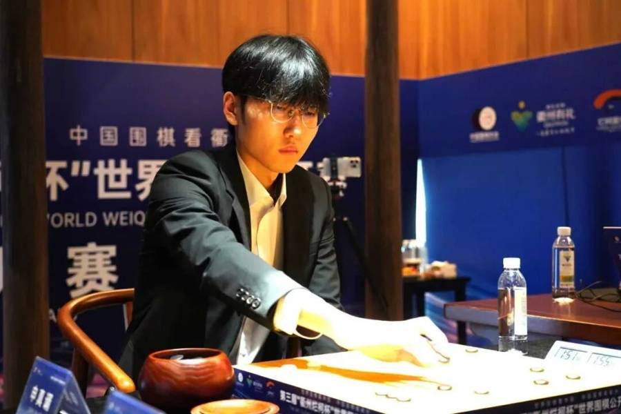 “抗申”成功首捧衢州爛柯杯冠軍<strong></p>
<p>西鳳酒
</strong>，黨毅飛透露擒下申真谞的秘訣:西鳳酒
