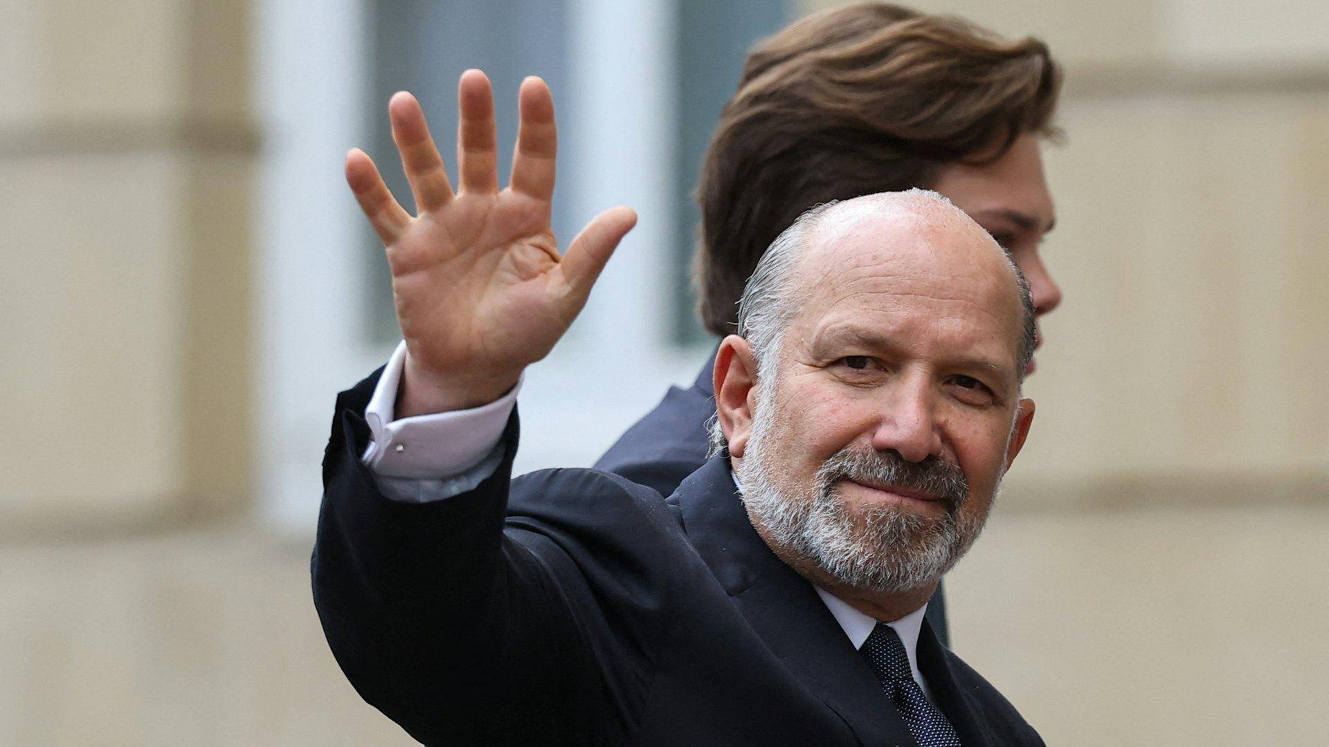 被中方反制打痛<strong></p>
<p>西鳳酒
</strong>，特朗普對商務(wù)部長大發(fā)雷霆，你把和中國的事情搞砸了:西鳳酒
