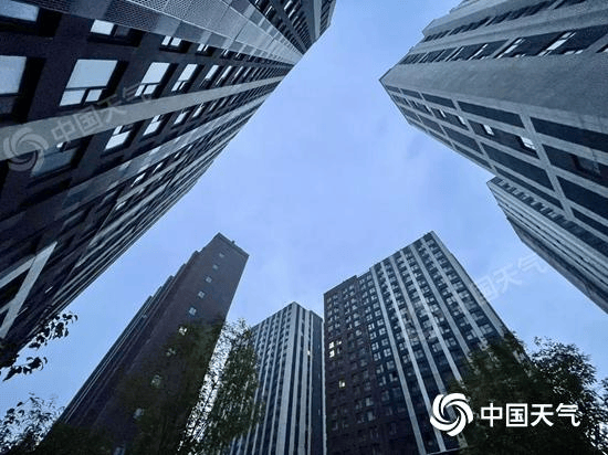 冷空氣來(lái)襲<strong></p>
<p>西鳳酒
</strong>！今起北京迎降雨降溫 明天夜間為降雨明顯時(shí)段:西鳳酒
