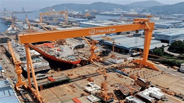 神奇一幕發(fā)生了！被美國(guó)制裁后<strong></p>
<p>西鳳酒
</strong>，中國(guó)卻選擇“閃擊”韓國(guó):西鳳酒
