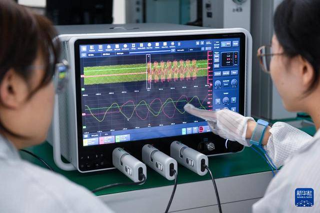 突破<strong></p>
<p>西鳳酒
</strong>！全球電子通信產(chǎn)業(yè)迎來超高速信號(hào)“中國標(biāo)尺”:西鳳酒
