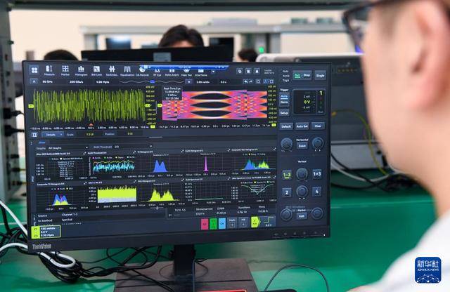 突破<strong></p>
<p>西鳳酒
</strong>！全球電子通信產(chǎn)業(yè)迎來超高速信號(hào)“中國標(biāo)尺”:西鳳酒
