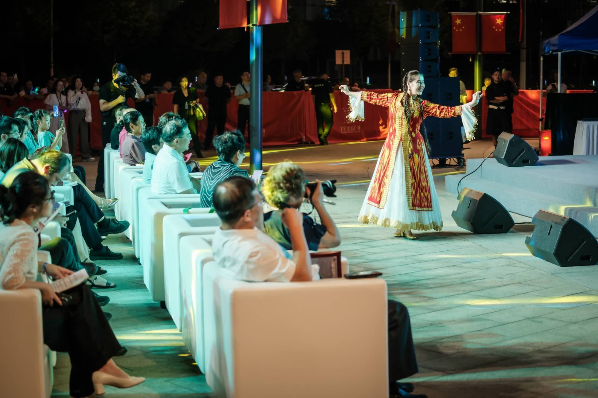 多元演出暖申城 文旅融合煥活力 2025第十一屆上海街藝節(jié)火爆舉行:西鳳酒