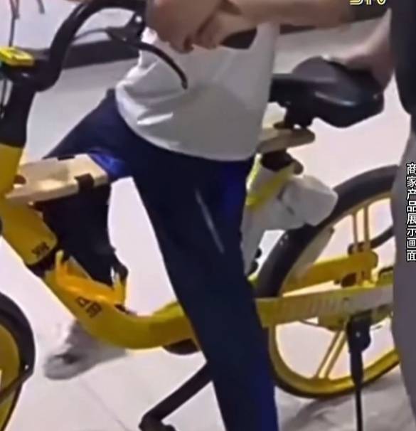 看著都疼<strong></p>
<p>西鳳酒
</strong>！上海街頭一男子突然求助：10歲女兒被死死卡?。∵@個(gè)行為太危險(xiǎn)→:西鳳酒
