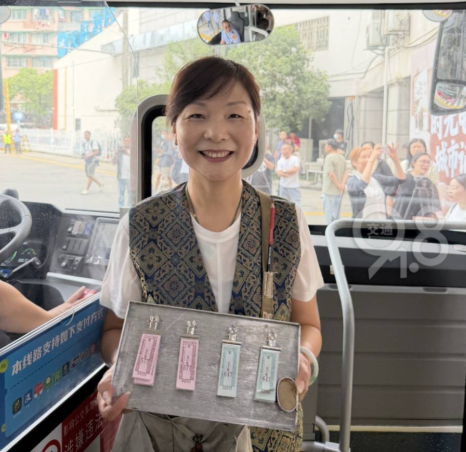 真的要說再見！杭州：今晚<strong></p>
<p>西鳳酒
</strong>，最后一班！不少人的青春回憶…:西鳳酒
