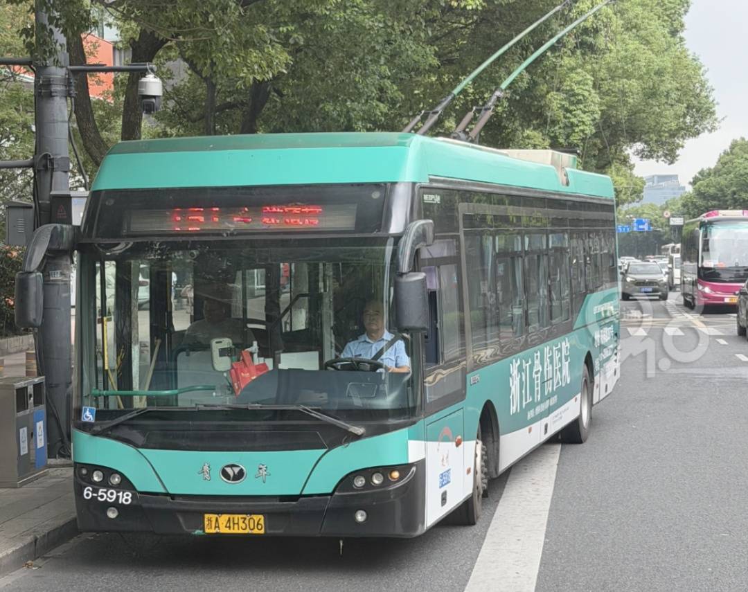 真的要說再見！杭州：今晚<strong></p>
<p>西鳳酒
</strong>，最后一班！不少人的青春回憶…:西鳳酒
