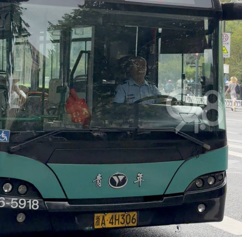 真的要說再見！杭州：今晚<strong></p>
<p>西鳳酒
</strong>，最后一班！不少人的青春回憶…:西鳳酒
