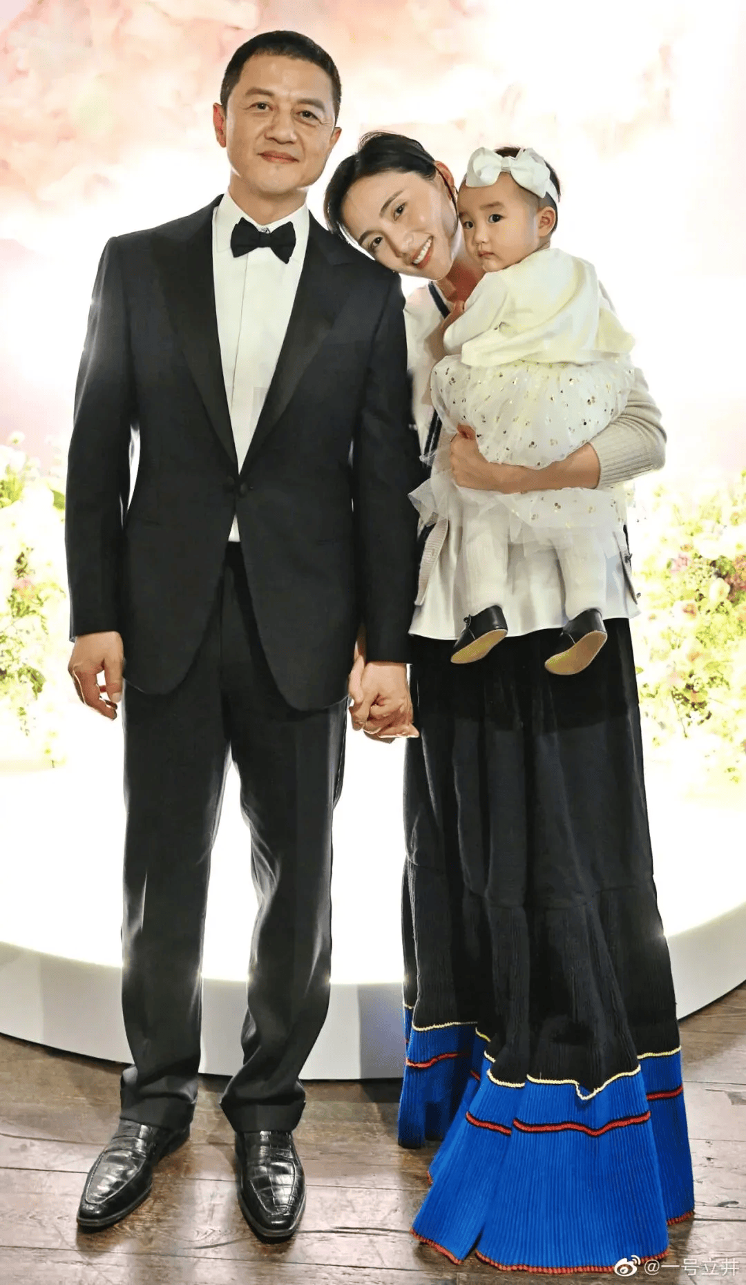 李亞鵬離婚后首次回應(yīng)質(zhì)疑<strong></p>
<p>西鳳酒
</strong>，“猜想永遠(yuǎn)不如真相來(lái)的更加精彩或殘忍”，宣布回歸直播間:西鳳酒
