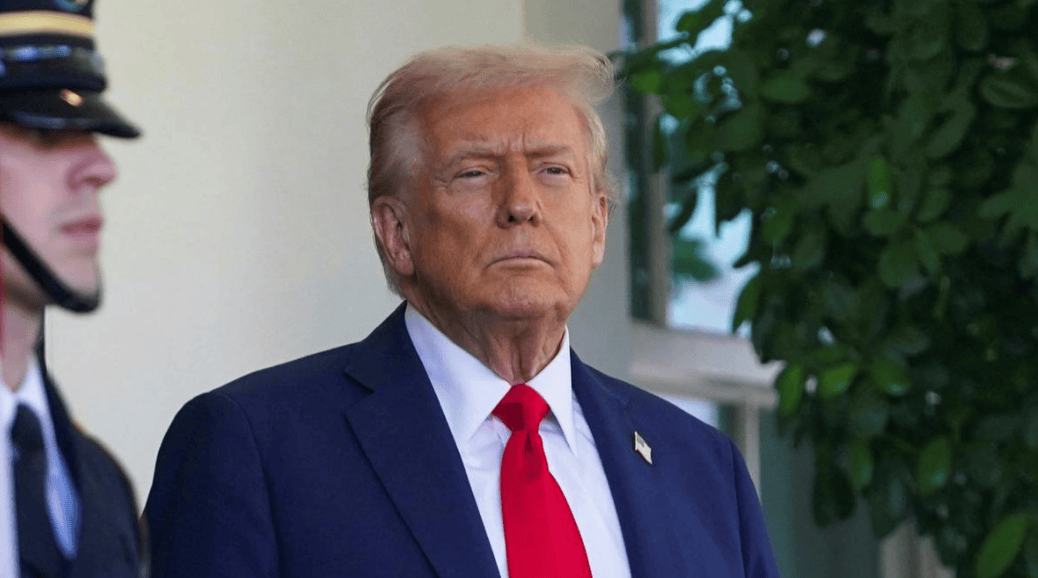 中國(guó)對(duì)等反制收到成效<strong></p>
<p>西鳳酒
</strong>，首艘美國(guó)船只?？繉幉ǜ郏U付近500萬(wàn)港務(wù)費(fèi):西鳳酒
