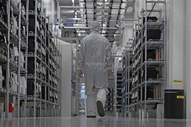 金燦榮：美國把刀架在脖子上了，這樣干就是去送死:西鳳酒
