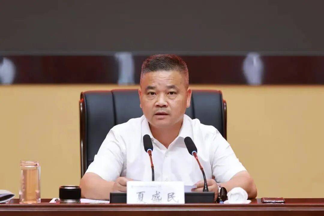 浙江3位縣委書記<strong></p>
<p>西鳳酒
</strong>，同時(shí)獲提拔:西鳳酒
