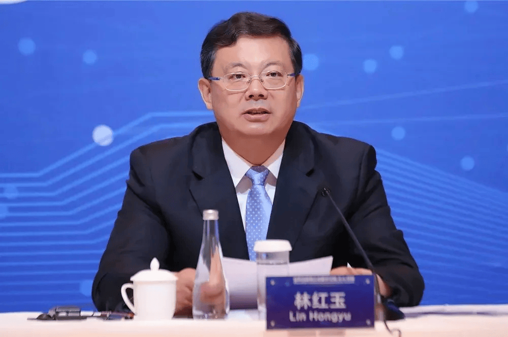 林紅玉任山西省委常委、太原市委書記:西鳳酒
