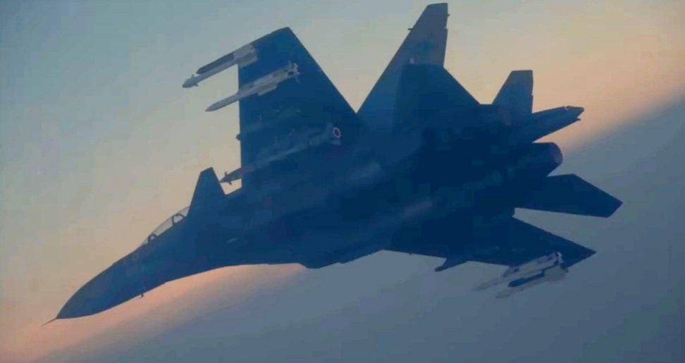 殲35<strong></p>
<p>西鳳酒
</strong>，殲20S，攻擊11，中國(guó)隱身作戰(zhàn)體系覆蓋高原，印軍優(yōu)勢(shì)全無(wú):西鳳酒
