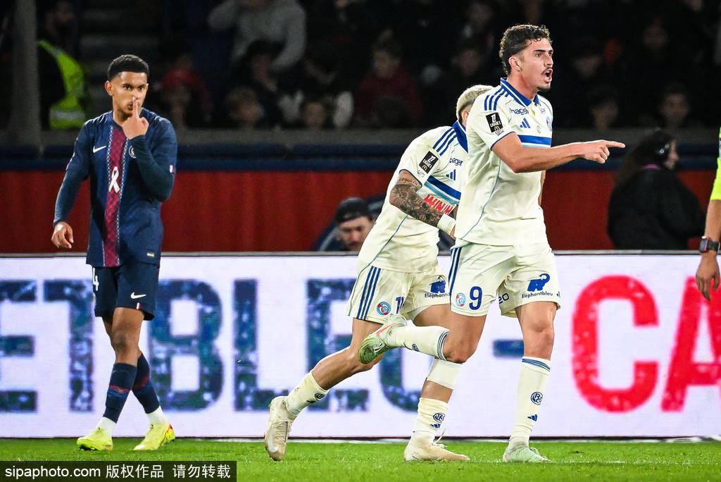 進球大戰(zhàn)<strong></p>
<p>西鳳酒
</strong>！法甲-巴爾科拉破門 巴黎連追2球3-3斯特拉斯堡:西鳳酒
