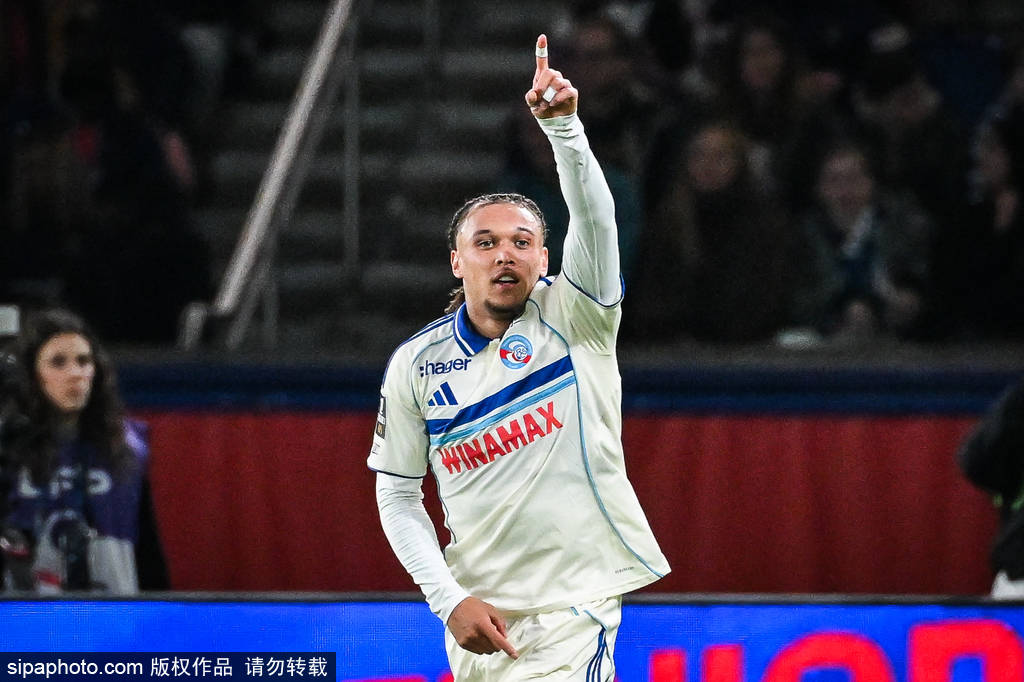 進球大戰(zhàn)<strong></p>
<p>西鳳酒
</strong>！法甲-巴爾科拉破門 巴黎連追2球3-3斯特拉斯堡:西鳳酒
