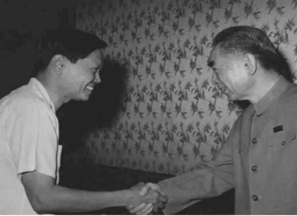 “大先生”千古<strong></p>
<p>西鳳酒
</strong>，楊振寧的一生:西鳳酒
