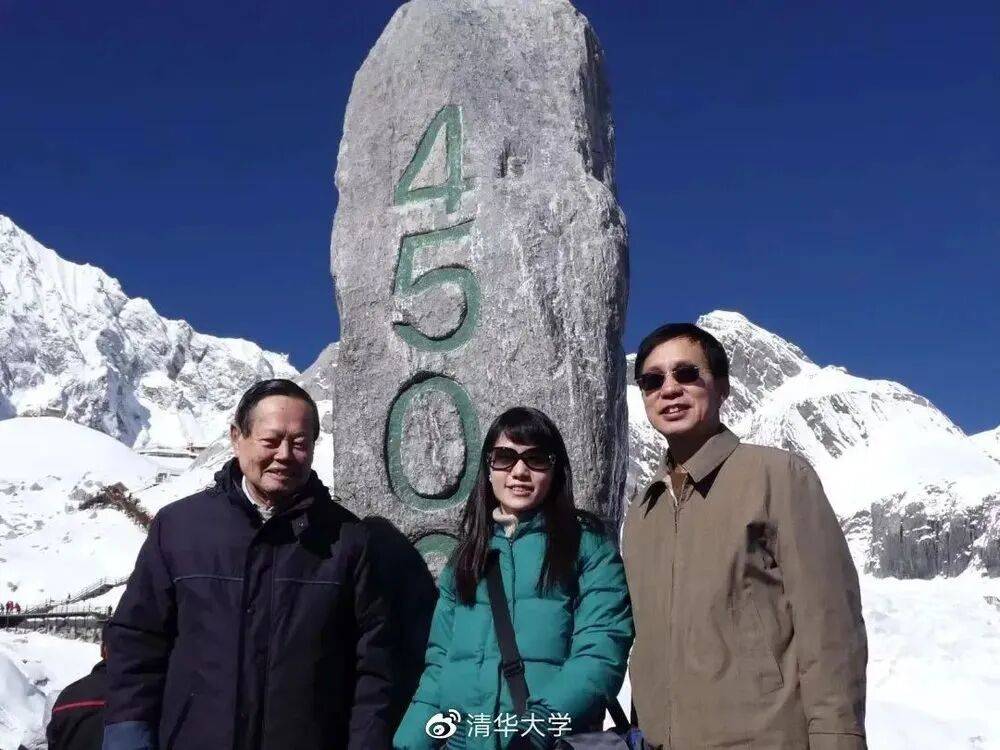 “大先生”千古<strong></p>
<p>西鳳酒
</strong>，楊振寧的一生:西鳳酒
