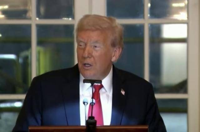 特朗普罕見承認(rèn)<strong></p>
<p>西鳳酒
</strong>，高關(guān)稅威脅中國(guó)的策略不可持續(xù):西鳳酒
