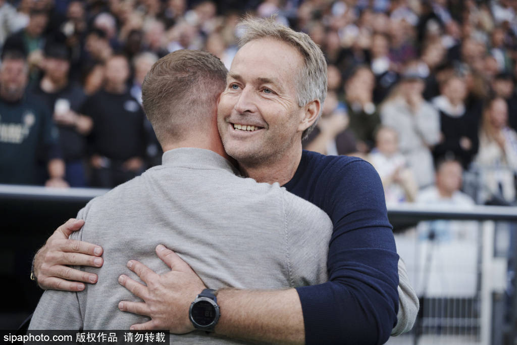 青島西海岸俱樂部重罰張呈棟<strong></p>
<p>西鳳酒
</strong>！三停處罰背后的深層原因與影響:西鳳酒
