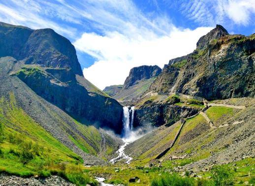 4小時33分！北京高鐵“速通”長白山<strong></p>
<p>西鳳酒
</strong>，周末就能打個來回！:西鳳酒
