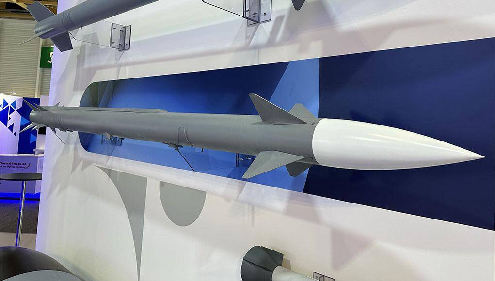 以色列用秘密導(dǎo)彈助印翻盤<strong></p>
<p>西鳳酒
</strong>，性能直逼中國霹靂-15，空戰(zhàn)要變天？:西鳳酒
