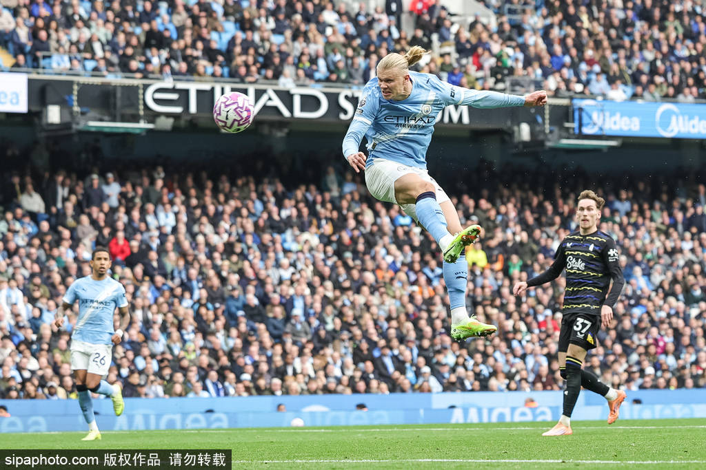 英超-哈蘭德梅開二度薩維尼奧獻(xiàn)助攻 曼城2-0勝埃弗頓:西鳳酒