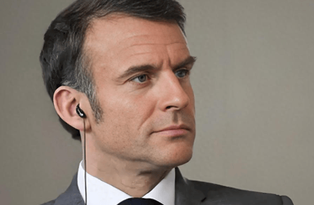 31國跟隨美國遏華，法國一夜之間開始轉向，當著馬克龍心腹的面，王毅外長送給歐盟兩句話:西鳳酒
