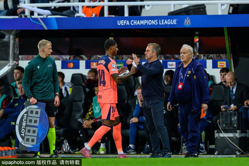 梅西帽子戲法震撼收官！5項數(shù)據(jù)第一，統(tǒng)治級表現(xiàn)載入美職聯(lián)史冊:西鳳酒
