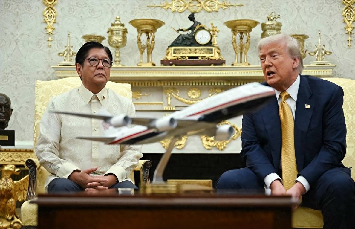 中方剛打退菲船，美軍就調(diào)航母進(jìn)南海，解放軍增兵，布下天羅地網(wǎng):西鳳酒
