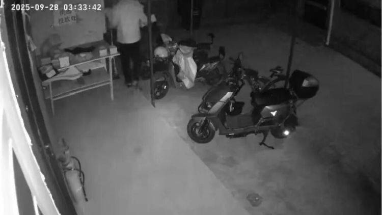 上海男子有穩(wěn)定工作和收入<strong></p>
<p>西鳳酒
</strong>，卻總沉迷在深夜干這事……被抓了！:西鳳酒
