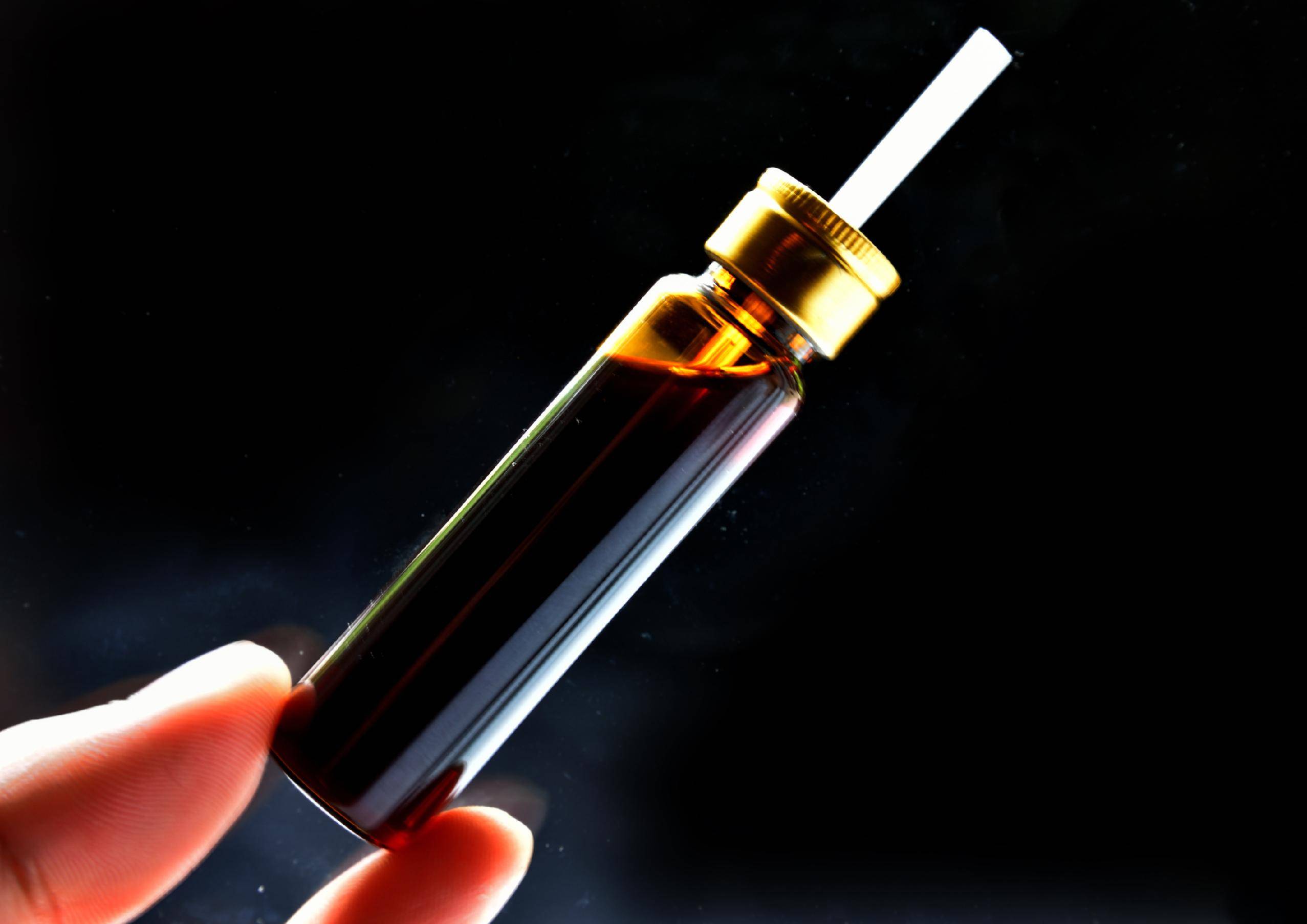 多起死亡事件后<strong></p>
<p>西鳳酒
</strong>,一批中藥注射液或被淘汰:西鳳酒