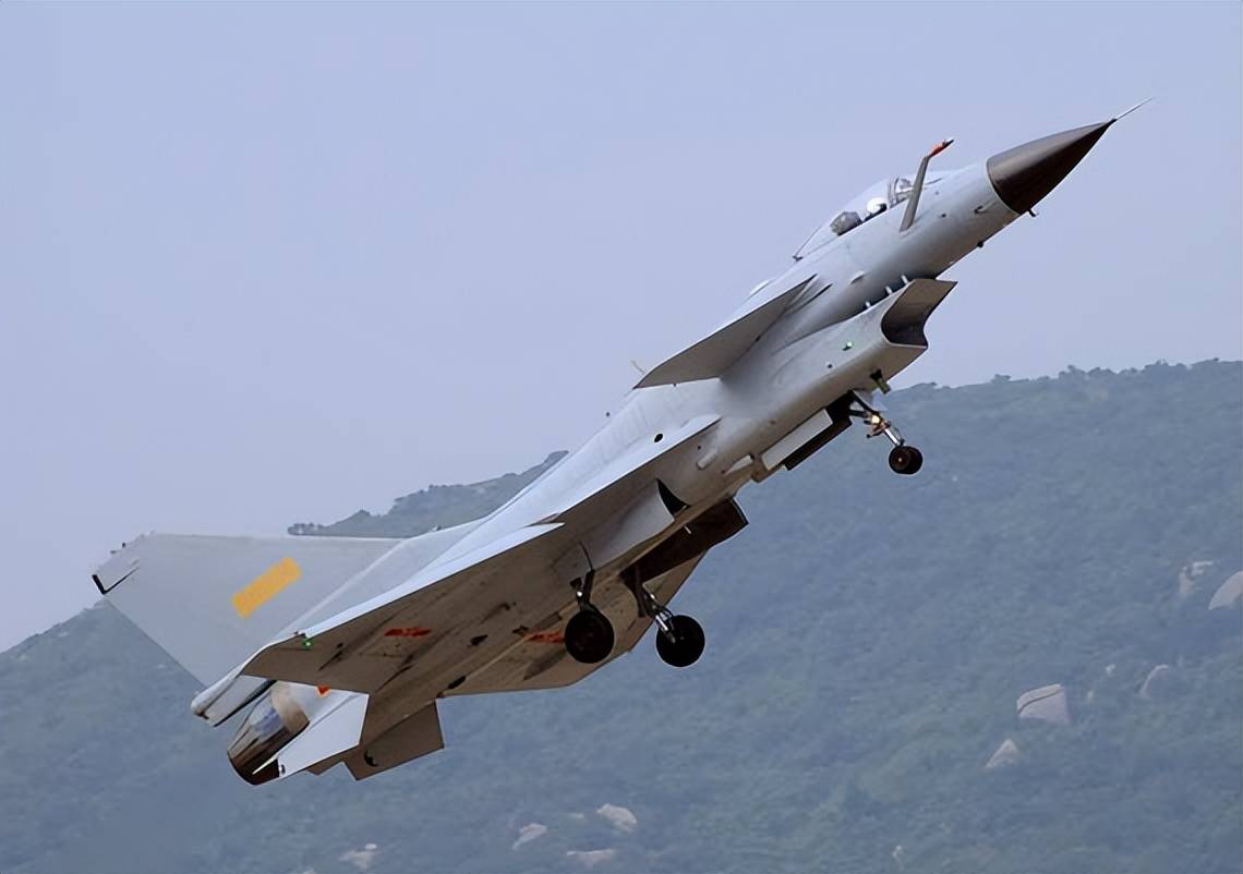 殲10含金量大漲！美媒：印尼總統(tǒng)訪遍五大國<strong></p>
<p>西鳳酒
</strong>，最終官宣中國造戰(zhàn)機(jī):西鳳酒
