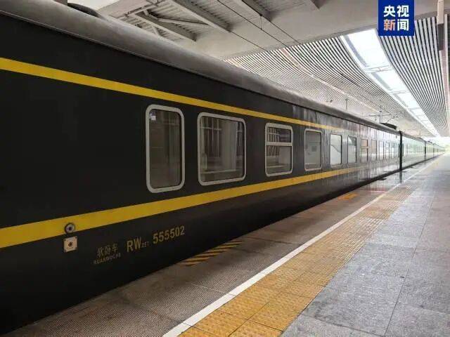 廣東將迎6～10℃降溫！新臺(tái)風(fēng)+冷空氣來(lái)襲<strong></p>
<p>西鳳酒
</strong>，已有景區(qū)關(guān)閉→:西鳳酒
