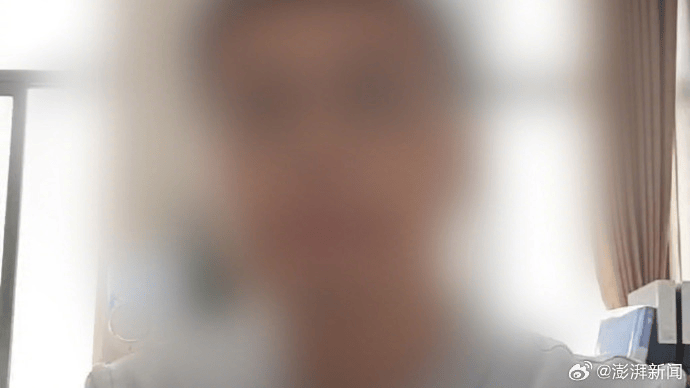 辦公室主任舉報前局長浪費(fèi)財(cái)政資金超億元<strong></p>
<p>西鳳酒
</strong>，前局長稱系誣告:西鳳酒
